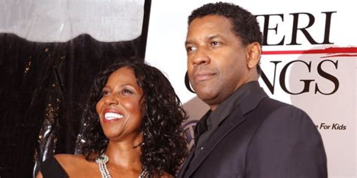 MLB Legend Rickey Henderson and His Wife Were High School Sweethearts