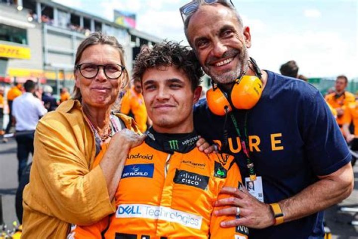 Multimillion wealth making Lando Norris parents so popular Latest