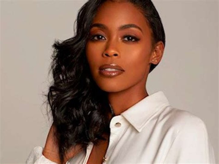Nafessa Williams Biography Net Worth, Age, Parents, Height, Movie