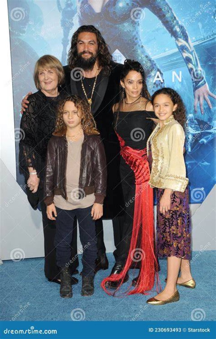 Nakoa Wolf Manakauapo Namakaeha Momoa, Wiki, Age Aennox