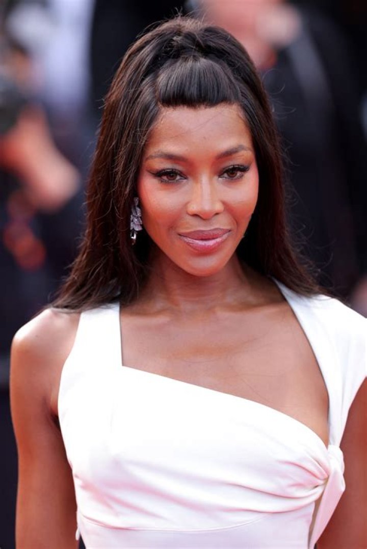 Naomi Campbell Net Worth Allinclusive Facts About The British Model
