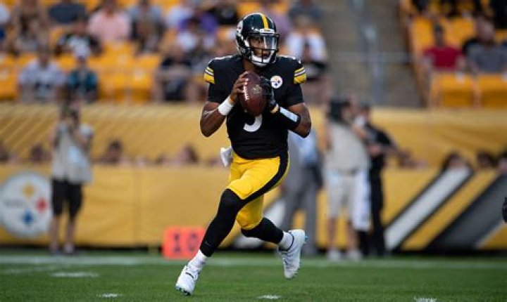 NFL Quarterback Joshua Dobbs Alopecia Shouldn&rsquo;t Stand in Your Way