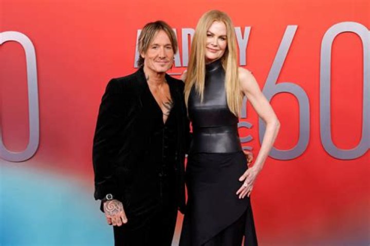 Nicole Kidman and Keith Urban arrive at Sydney International airport