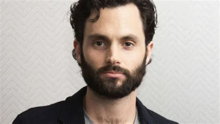 Penn Badgley height How tall is the You actor?