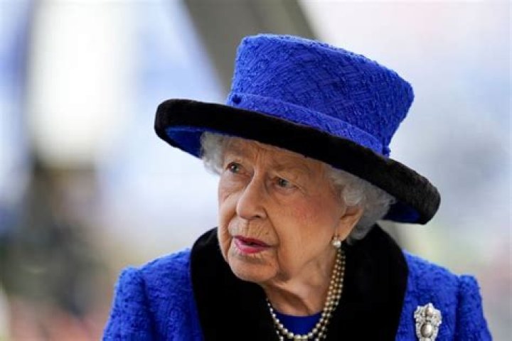 Queen Elizabeth II Dead at 96