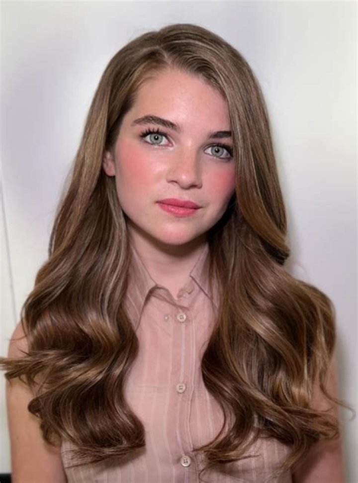 Raegan Revord Pictures Rotten Tomatoes