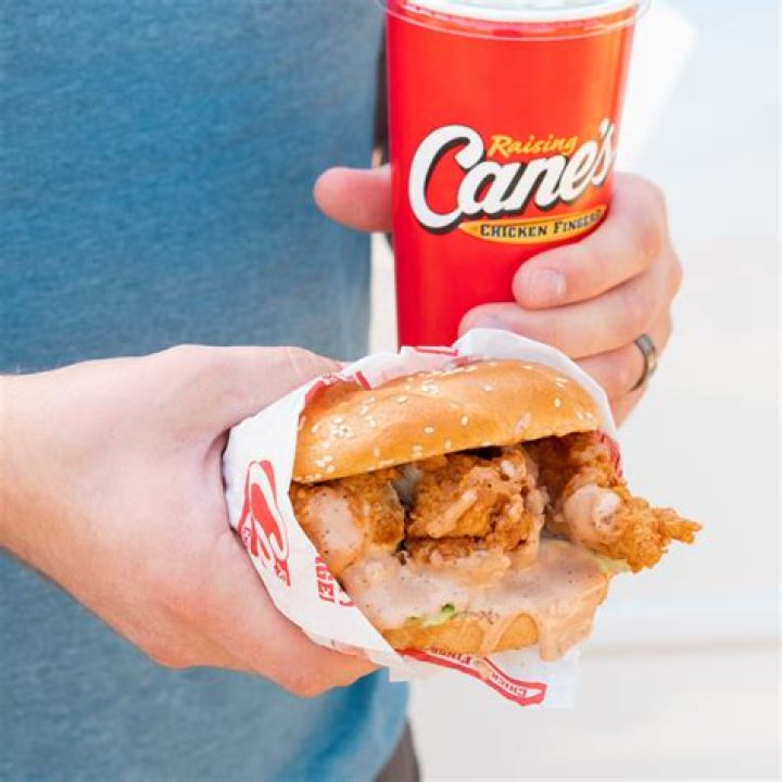 Raising Cane&rsquo;s corporate team decamps to work frontline Nation's