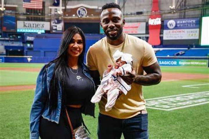 Randy Arozarena Facts, Family, Girlfriend, Net Worth And Career Life