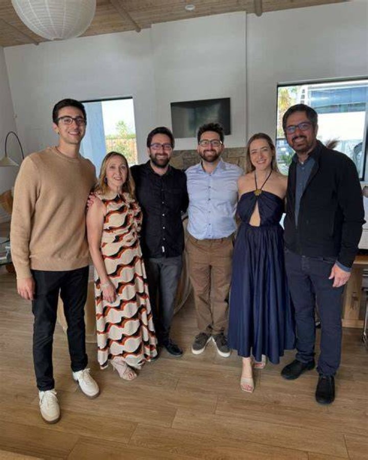 Ray Romano&rsquo;s Family Guide Meet His Wife, Kids and More