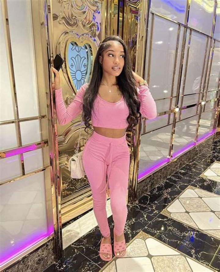Reginae Carter Bio, Net Worth, Dating, Boyfriend, Family, Parents