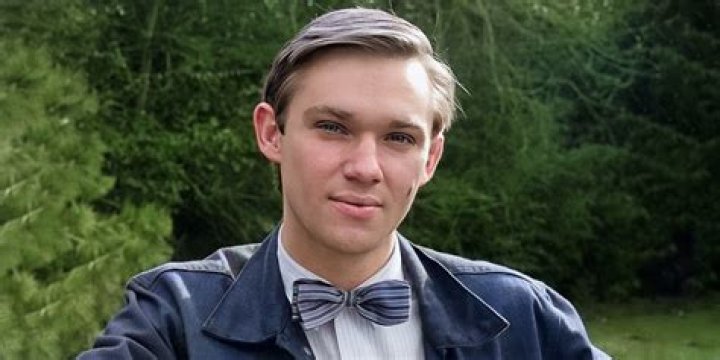 Richard Thomas swore never to marry again until he fell in love a