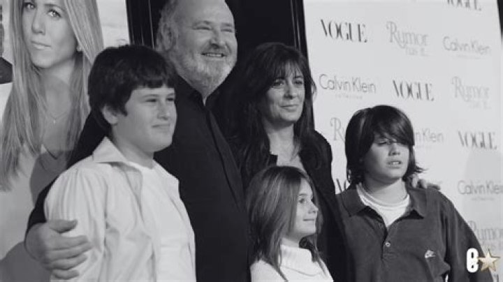 Rob Gomez Wife, Children