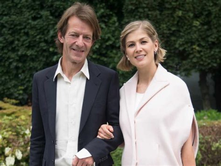 Rosamund Pike & Robie Uniacke from The Big Picture Today's Hot Photos