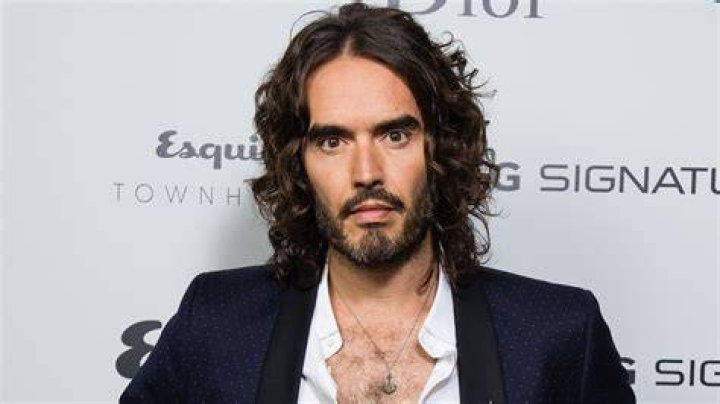 Russell Brand Biography, News, Photos and Videos