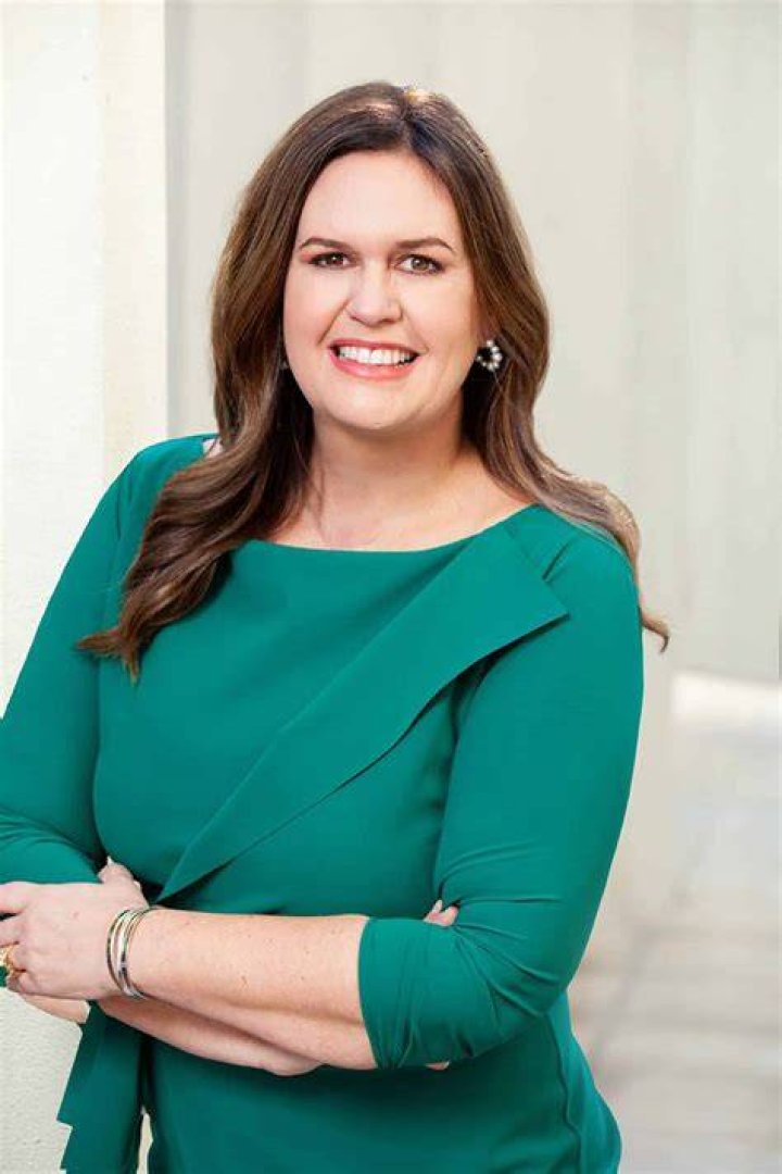 Sarah Huckabee Sanders Net Worth,wiki,american politics,Bio, Family, Salary