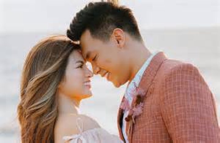 Scottie Thompson, wife tie the knot anew in beach ceremony Inquirer