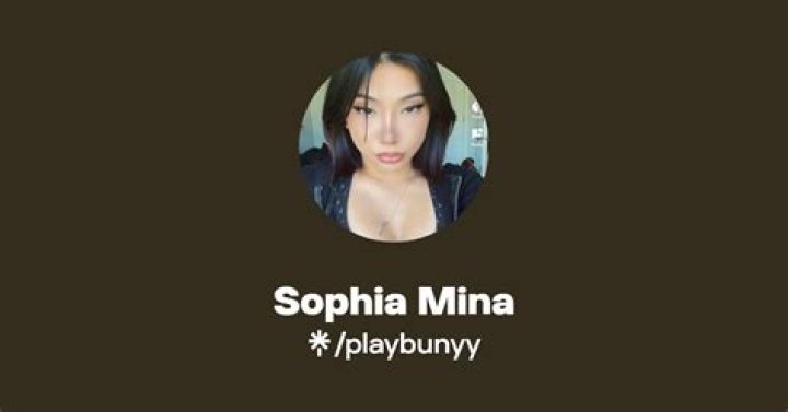 Sophia Mina &bull; sophiamina &bull; Milkshake Website Builder