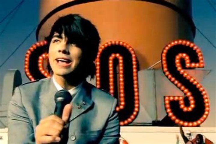 Sos Music Video - Jonas Brothers - youtube music salsa vieja