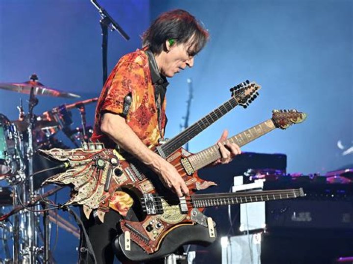 Steve Vai