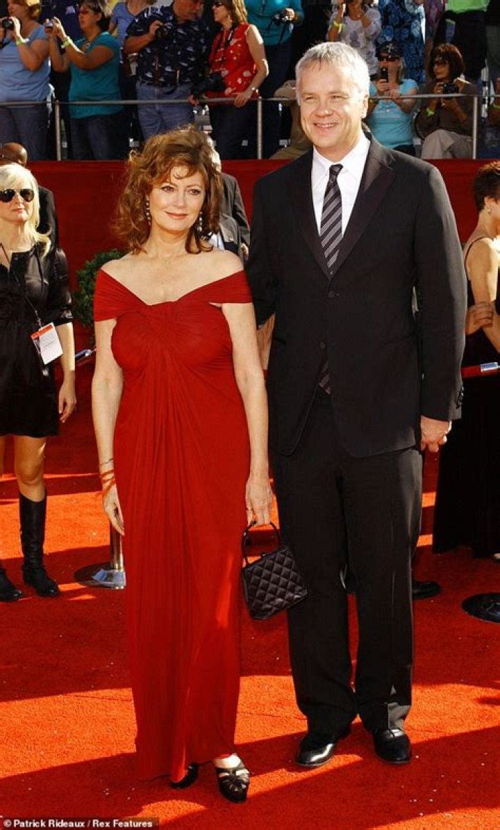 Tim Robbins, 62, 'files for divorce from secret wife' Gratiela Brancusi