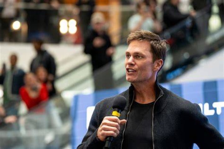Tom Brady FaceTimes His Son Benjamin Amid Quarantine Pic
