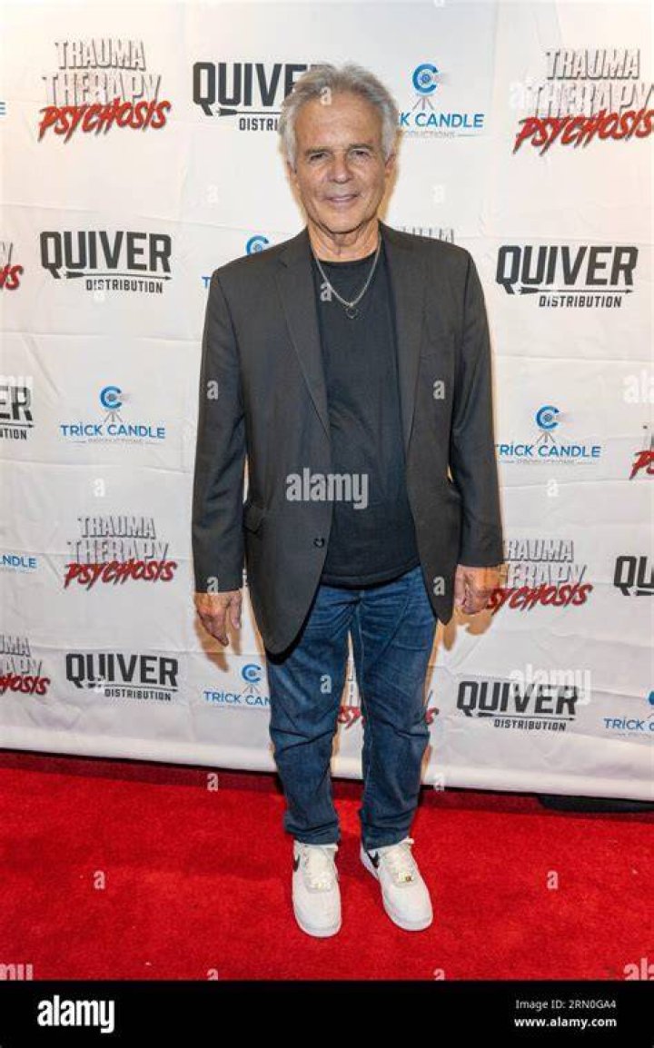 Tony Denison at the premiere screening of TNT's FALLING SKIES &copy;2011