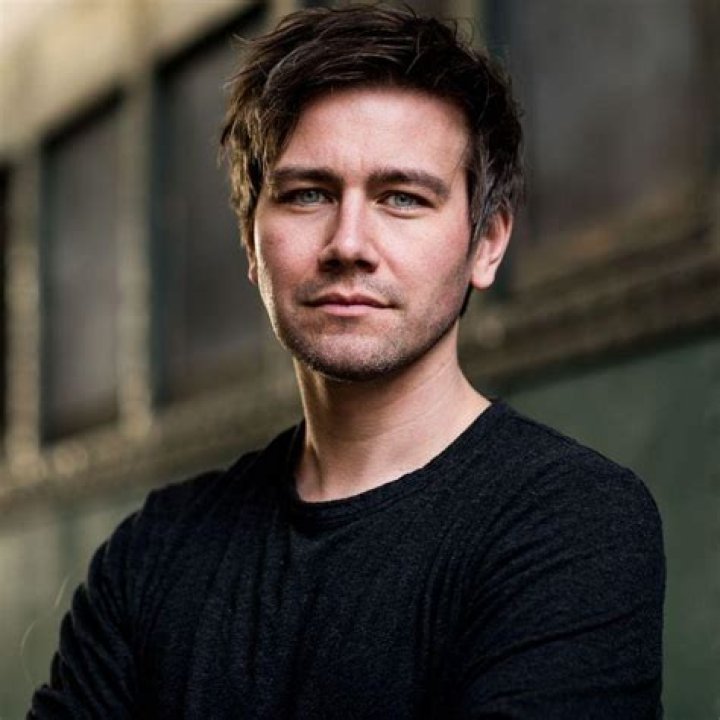 Torrance Coombs Age, Weight, Height, Measurements