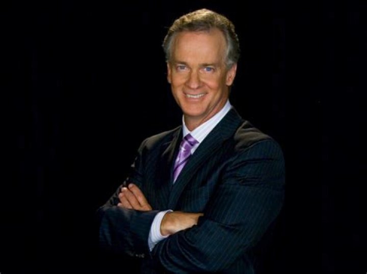 Trace Gallagher Biography, Age, Height, Wife, Net Worth