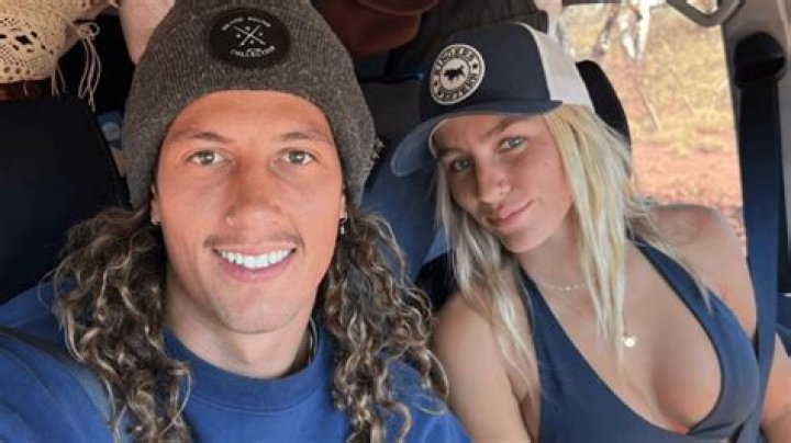 Vanlife Eamon & Bec (rebeccamoroney) &bull; Instagram photos and videos