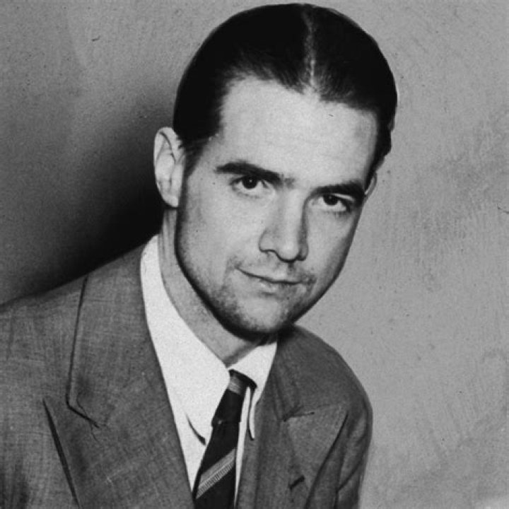 What Is Howard Hughes's Net Worth? Here's Check All Information About