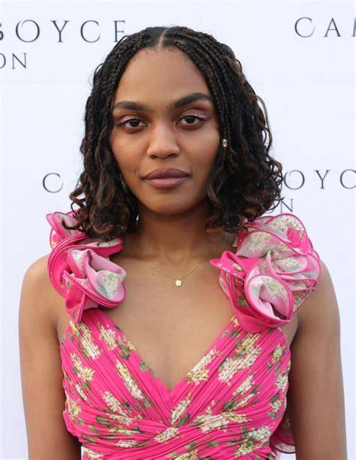 Who is China Anne McClain Boyfriend in 2022? Is She Dating Anyone? Creeto
