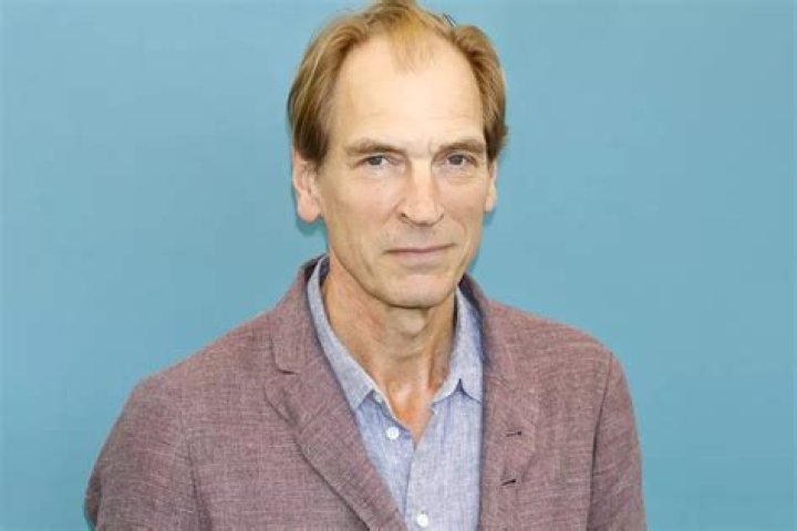 Who is Julian Sands' wife Evgenia Citkowitz and how many kids do they have?