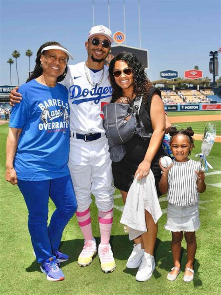 Who is Mookie Betts' wife, Brianna Hammonds? The US Sun