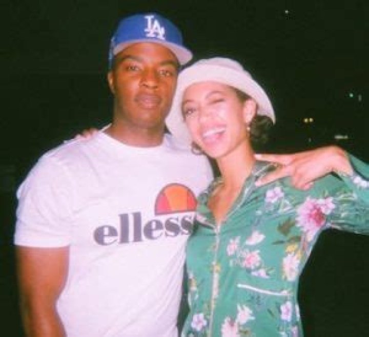 Who is Samantha Logan Dating Now? Everything You Need to Know About Her