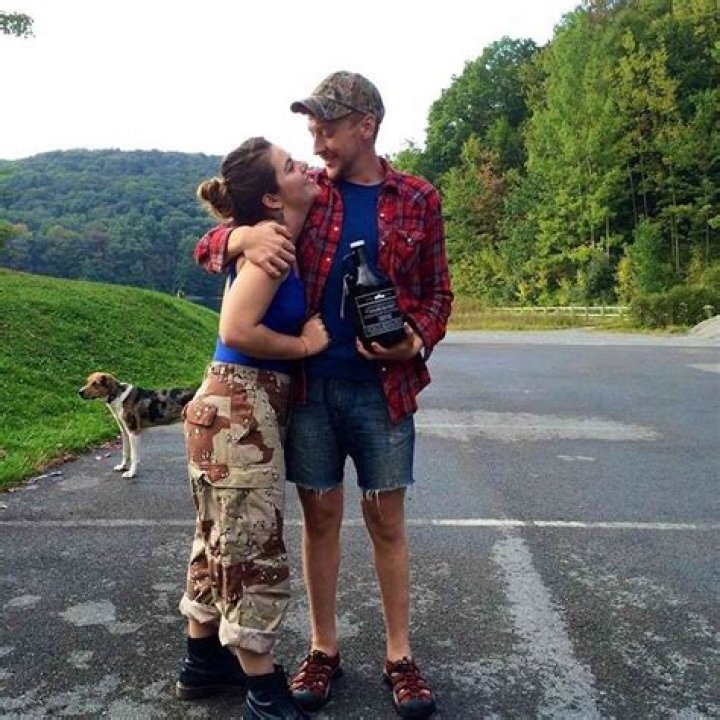 Who is Tyler Childers' wife? Meet Ms. May, singersongwriter vcmp.edu.vn