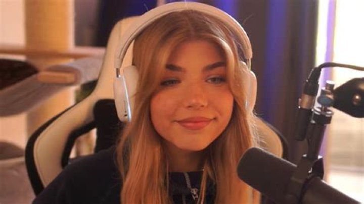 Wie alt ist Freeman? Celebrity.fm 1 Official Stars