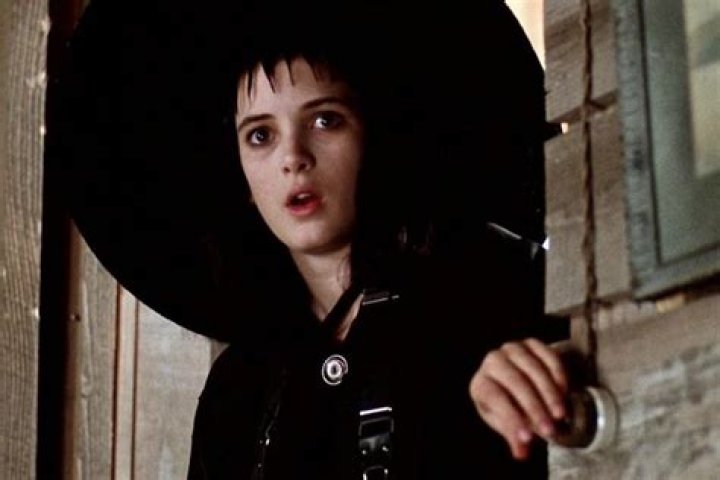 Winona Ryder is back in costume in the first 'Beetlejuice 2' photos