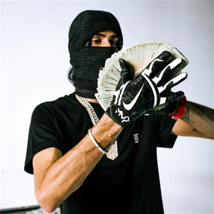 YOVNGCHIMI Archives MONEYWAYY